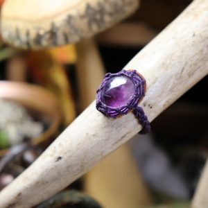 Bague améthyste tissé